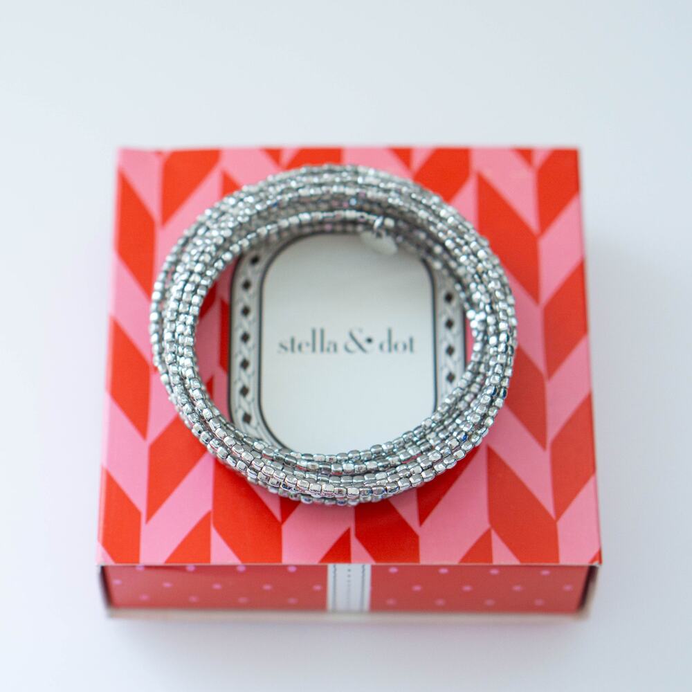 Stella & Dot Bardot Spiral Bangle Bracelet Silver - Picture 1 of 5
